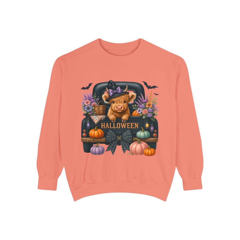 Highland Cow Truck Halloween-Themed Unisex Sweatshirt, Cozy Fall Apparel, Great for Halloween Parties, Autumn Wardrobe, Seasonal Gift Idea