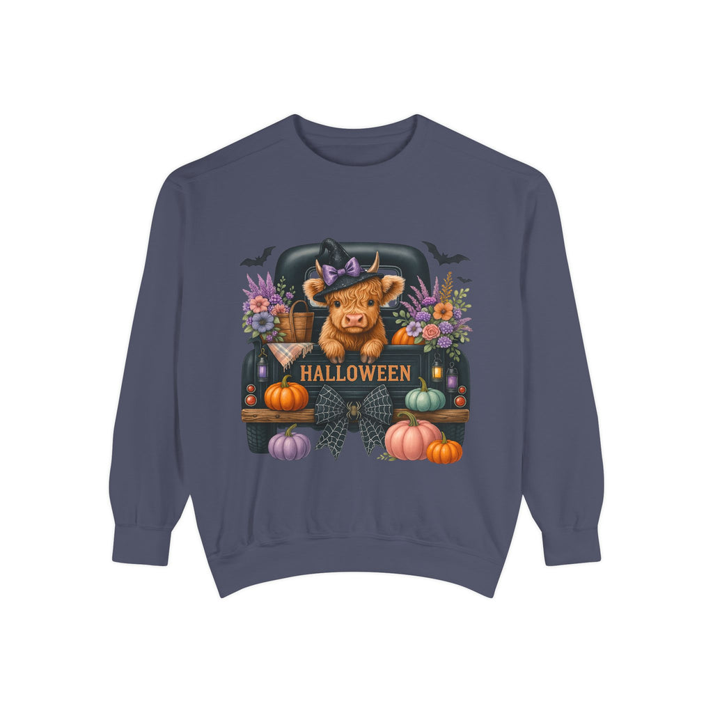 Highland Cow Truck Halloween-Themed Unisex Sweatshirt