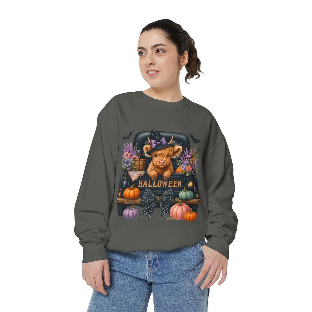 Highland Cow Truck Halloween-Themed Unisex Sweatshirt, Cozy Fall Apparel, Great for Halloween Parties, Autumn Wardrobe, Seasonal Gift Idea