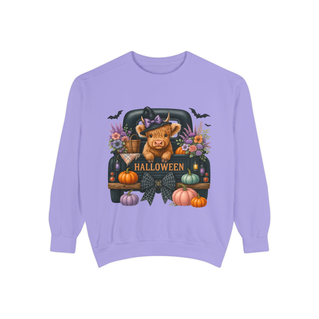 Highland Cow Truck Halloween-Themed Unisex Sweatshirt