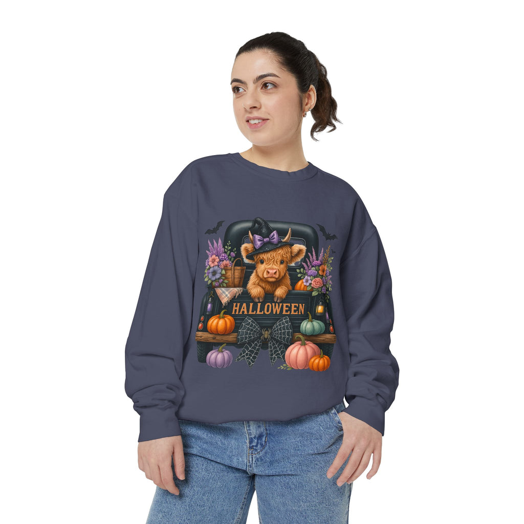 Highland Cow Truck Halloween-Themed Unisex Sweatshirt, Cozy Fall Apparel, Great for Halloween Parties, Autumn Wardrobe, Seasonal Gift Idea